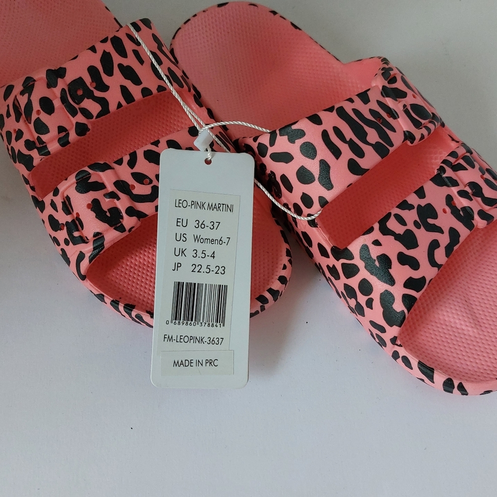 Sandals\slides